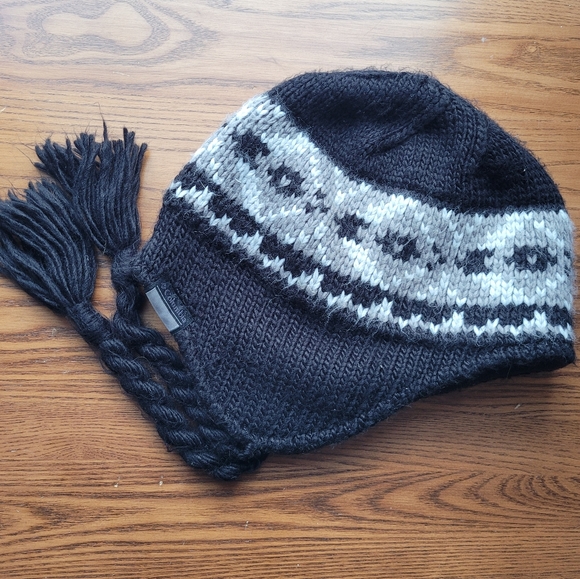 COLUMBIA | BLACK, GRAY & WHITE SKI HAT, SZ O/S - Picture 1 of 5
